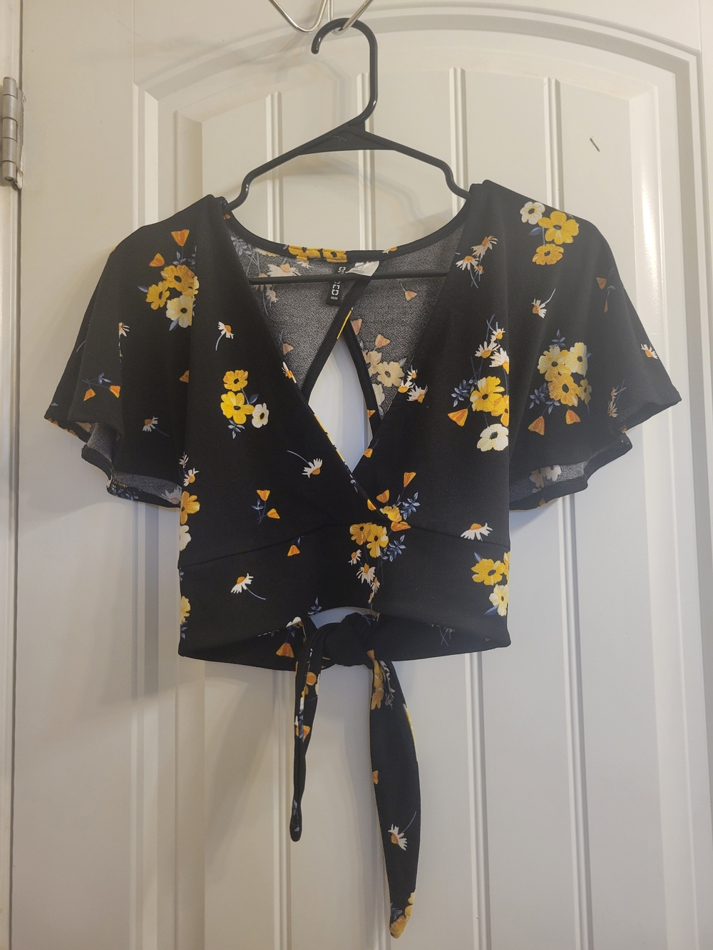 2/$20 H&M Black Crop Top with Yellow Floral Print